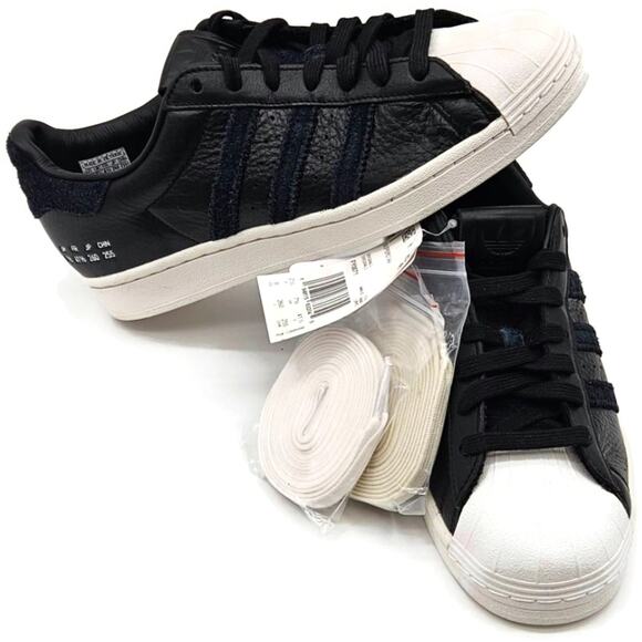 Adidas Superstar Black Leather Shoes Ladies Size 8 Shell Toe FY0071 Extra laces - Picture 1 of 16